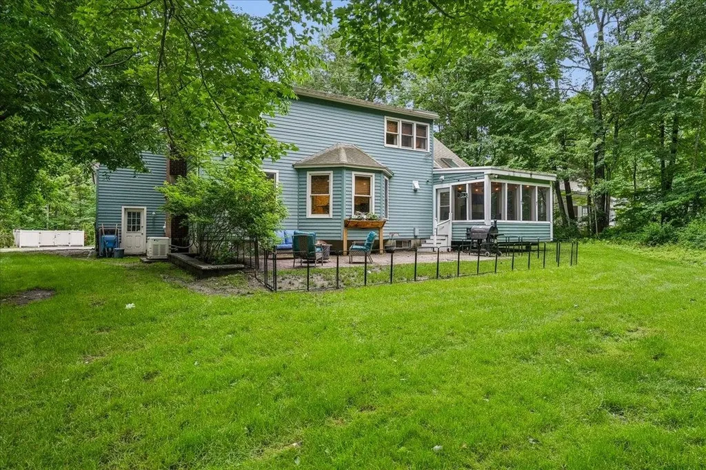 72 Oakmont Drive Concord NH 03301