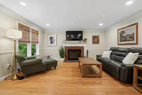 72 Oakmont Drive Concord NH 03301