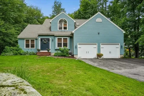 72 Oakmont Drive Concord NH 03301