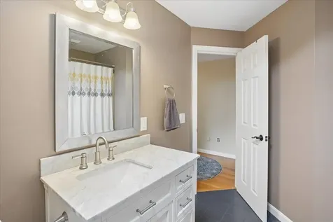 72 Oakmont Drive Concord NH 03301