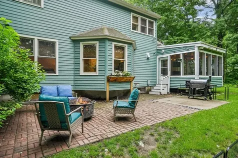 72 Oakmont Drive Concord NH 03301