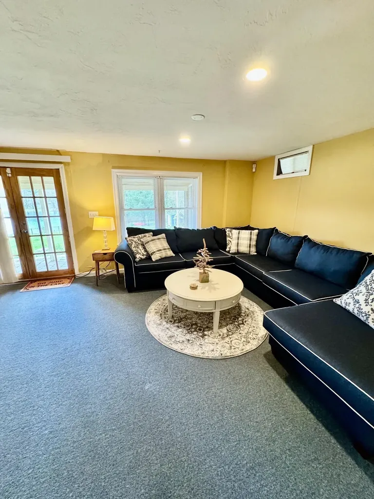 27 Georgetown Road Barnstead NH 03225