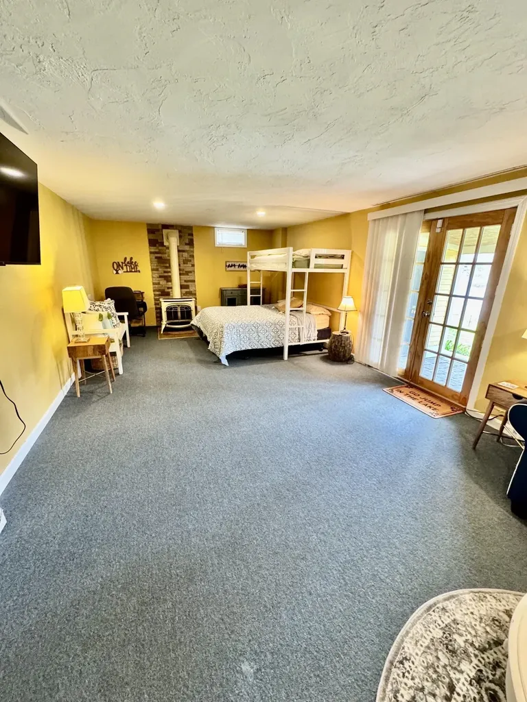27 Georgetown Road Barnstead NH 03225