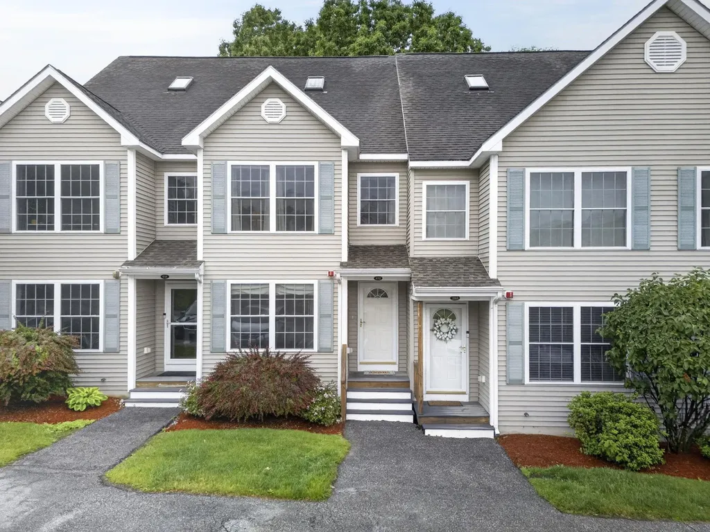 41 Shadowbrook Drive Hudson NH 03051