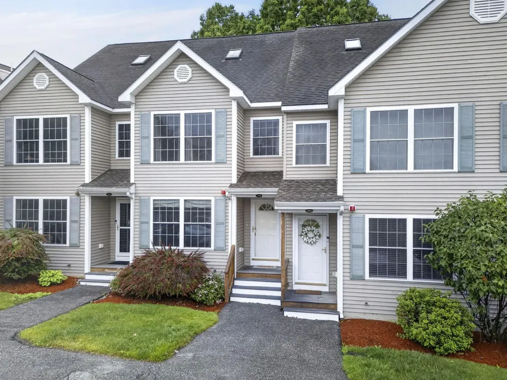 41 Shadowbrook Drive Hudson NH 03051
