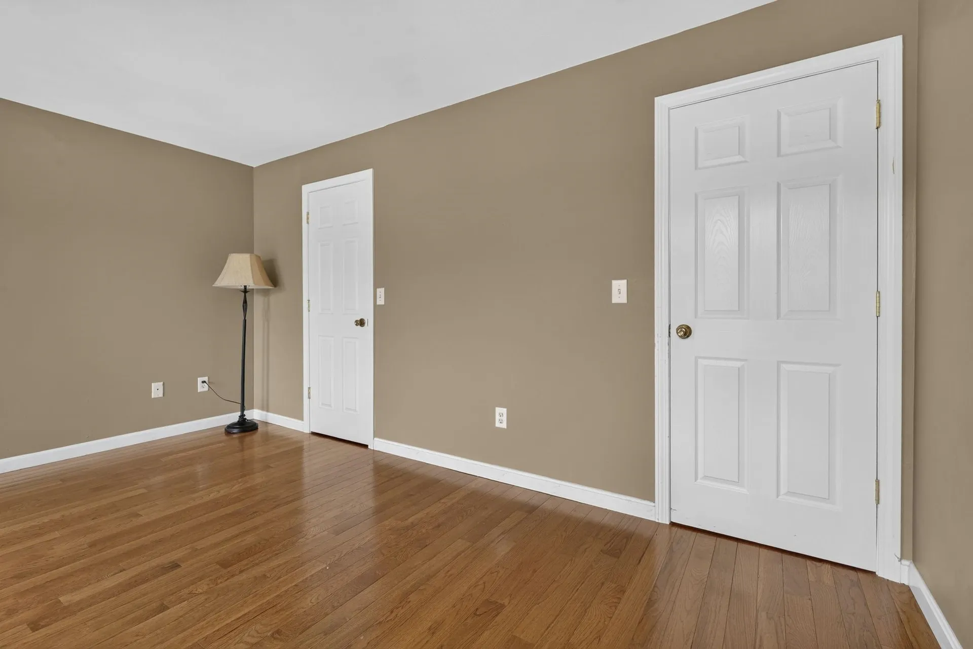 41 Shadowbrook Drive Hudson NH 03051