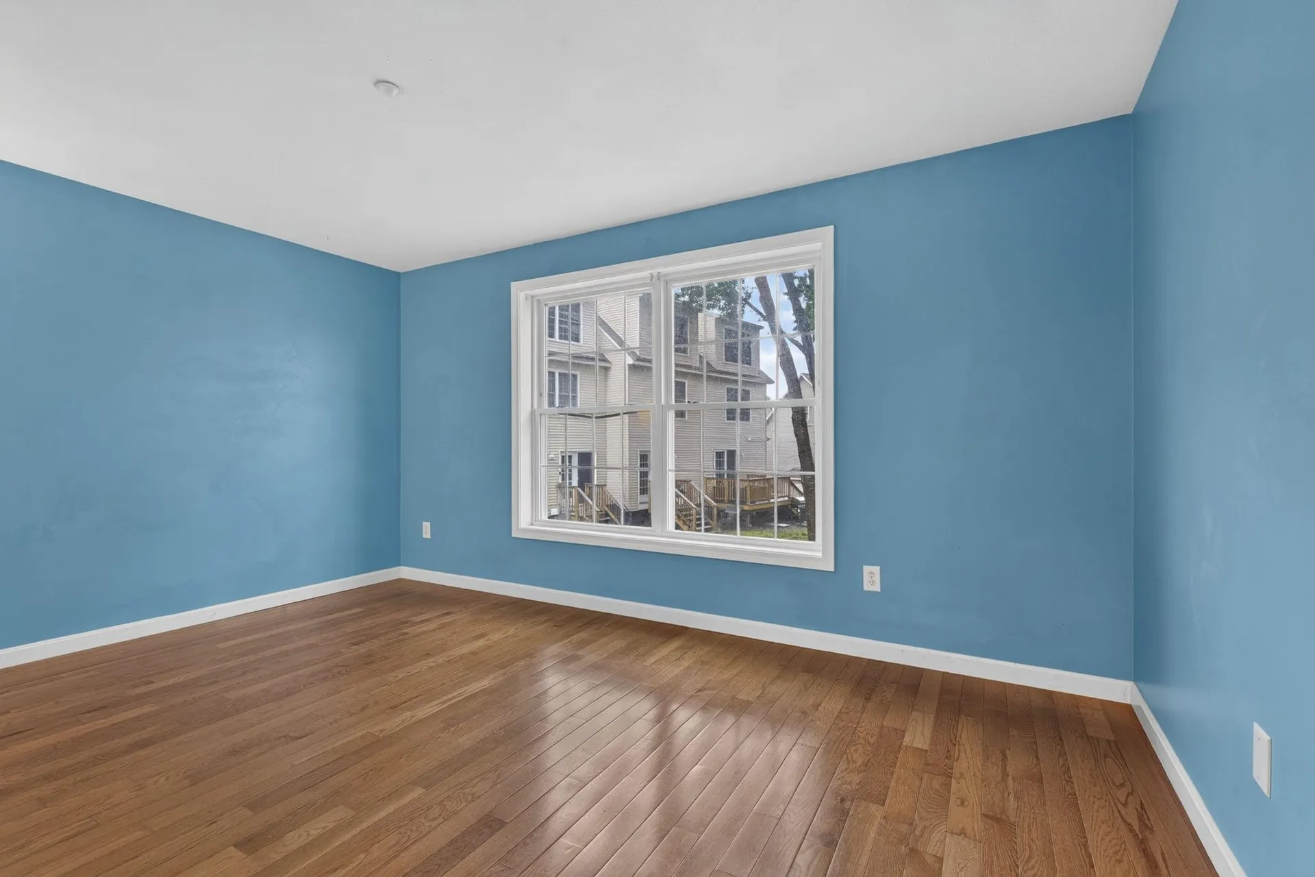 41 Shadowbrook Drive Hudson NH 03051