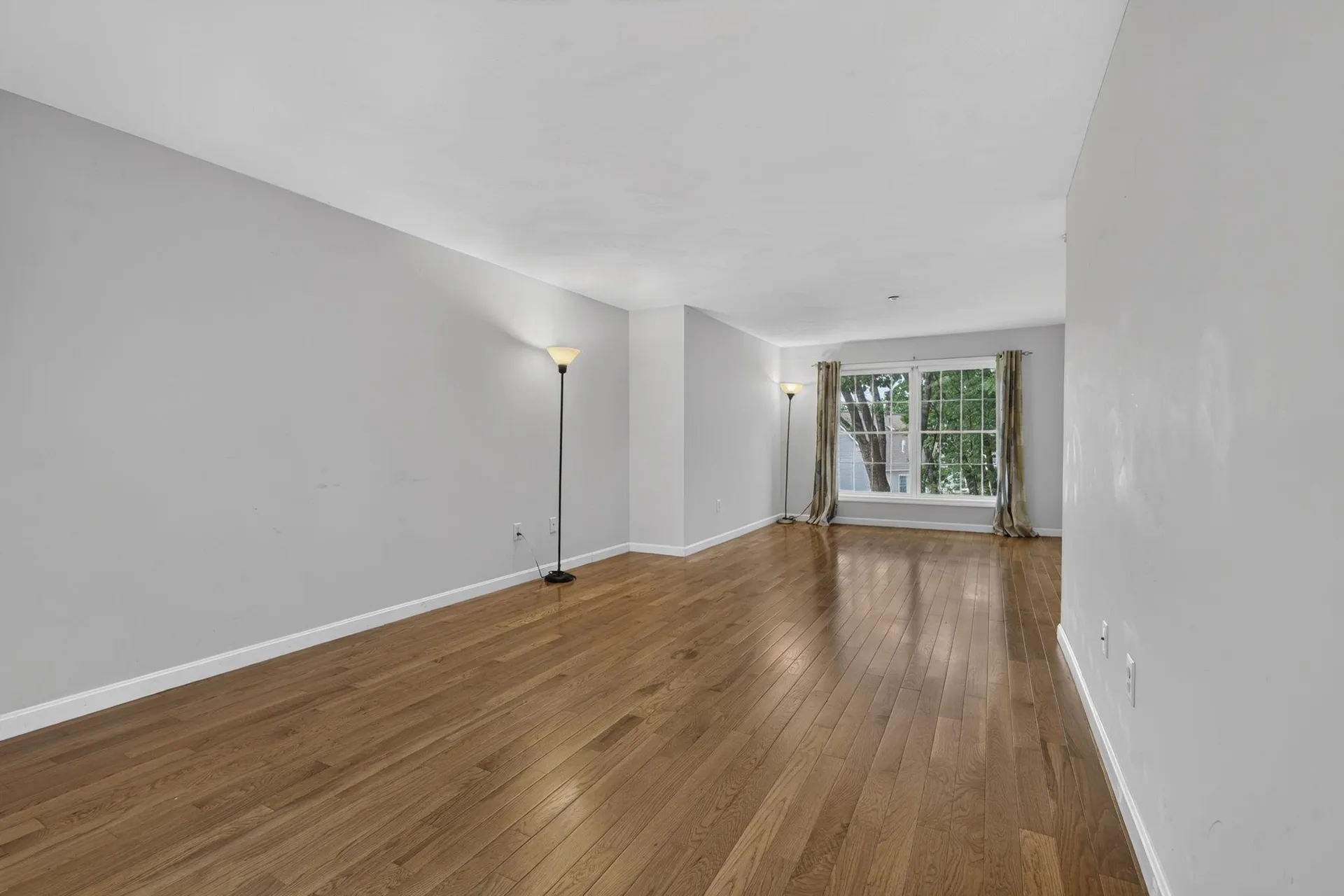 41 Shadowbrook Drive Hudson NH 03051