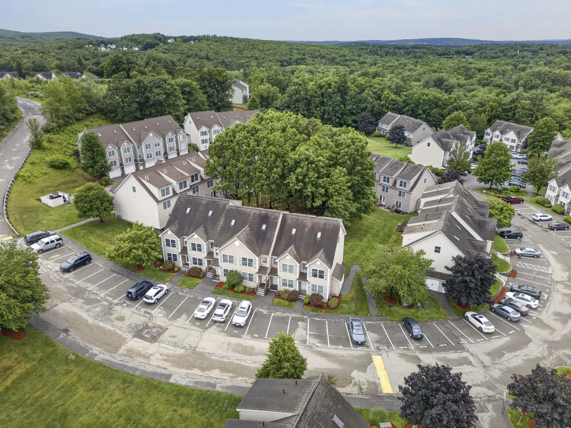 41 Shadowbrook Drive Hudson NH 03051