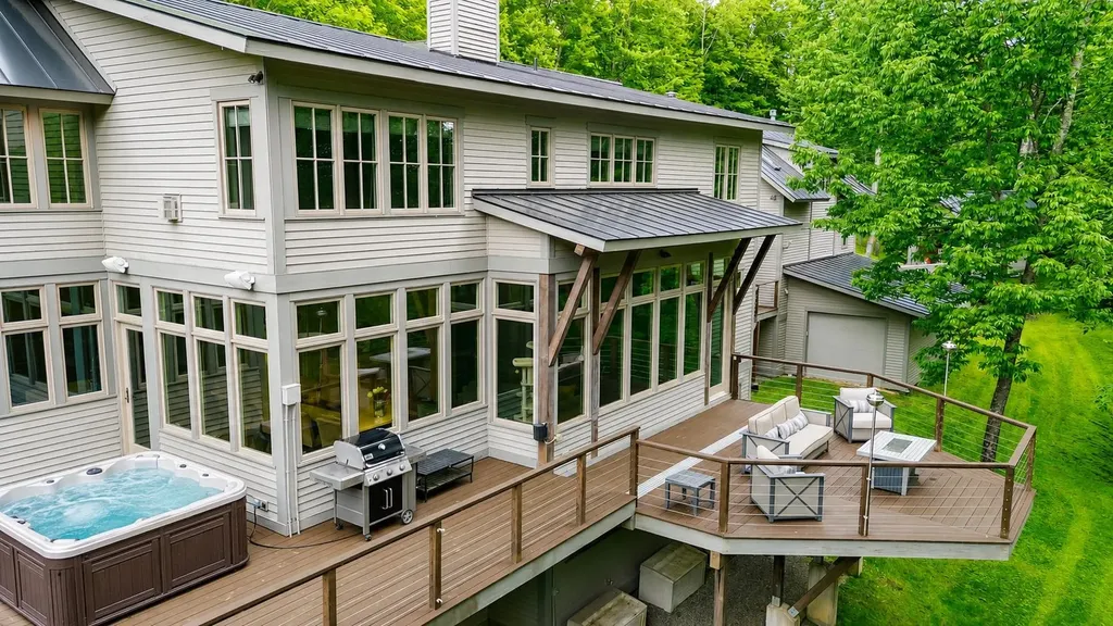 961 Little River Farm Road Stowe VT 05672