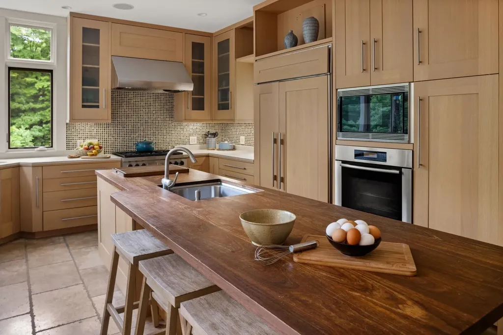 961 Little River Farm Road Stowe VT 05672