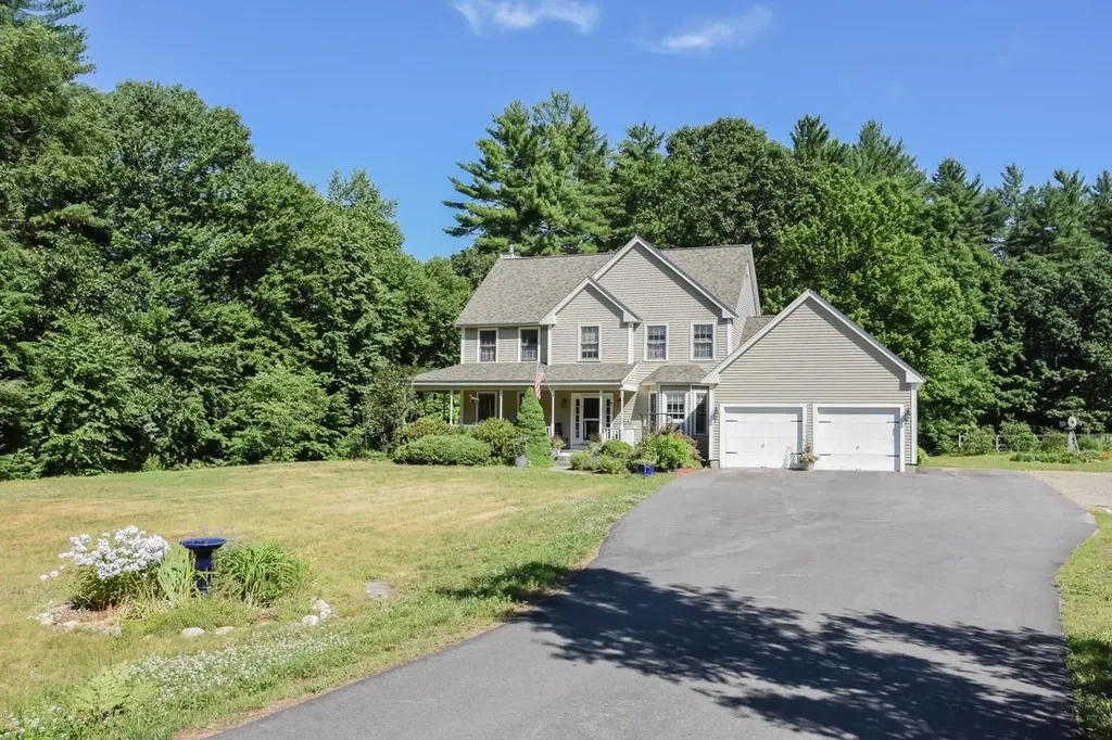 22 Sargent Road Brookline NH 03033