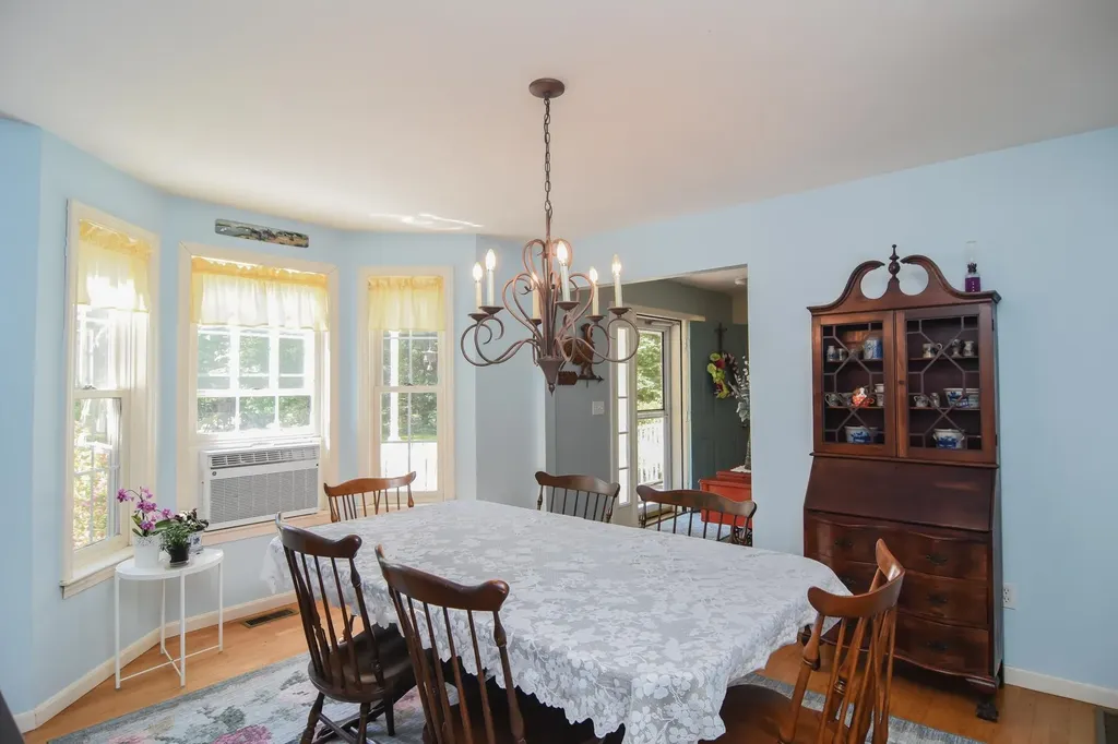 22 Sargent Road Brookline NH 03033