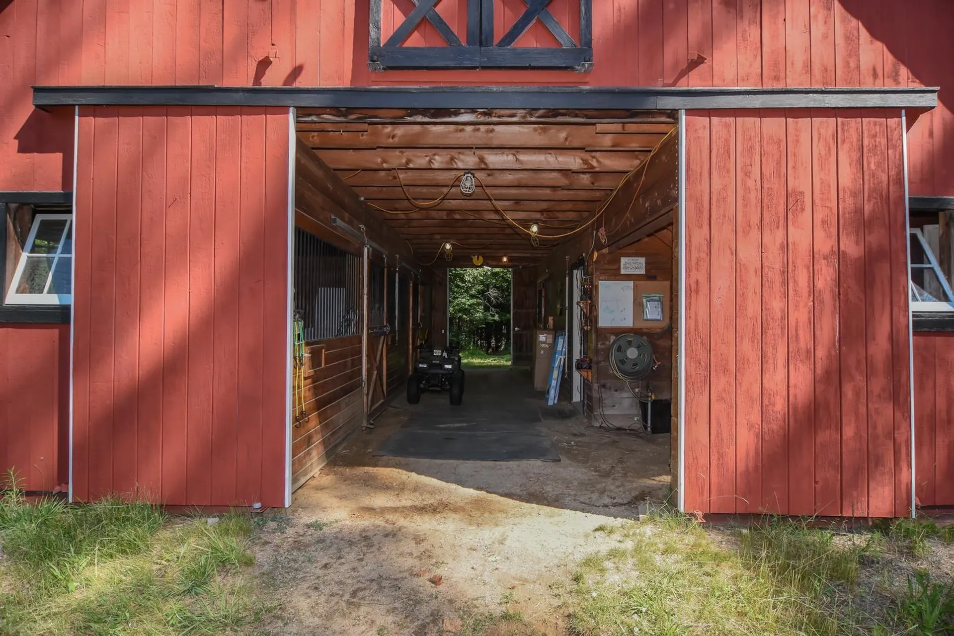 22 Sargent Road Brookline NH 03033