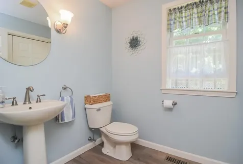 22 Sargent Road Brookline NH 03033