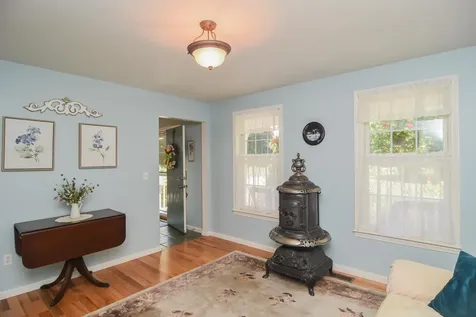22 Sargent Road Brookline NH 03033