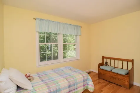 22 Sargent Road Brookline NH 03033
