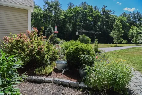 22 Sargent Road Brookline NH 03033