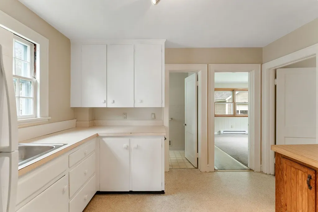 39 Latham Court Burlington VT 05401