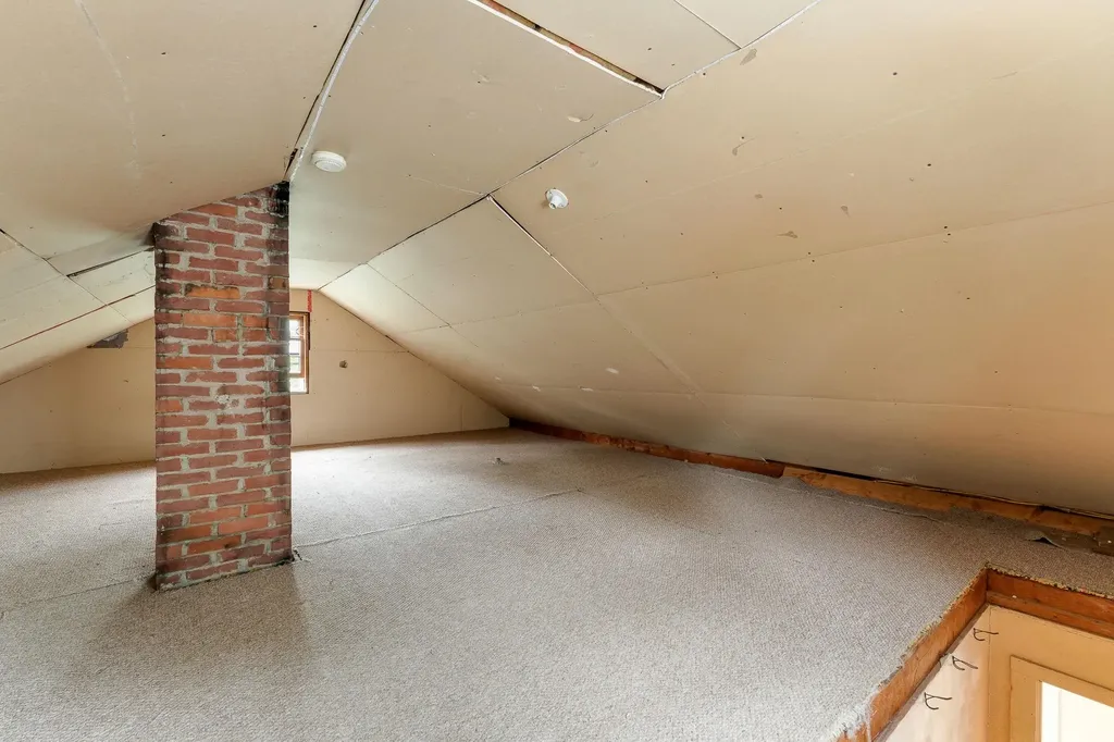 39 Latham Court Burlington VT 05401