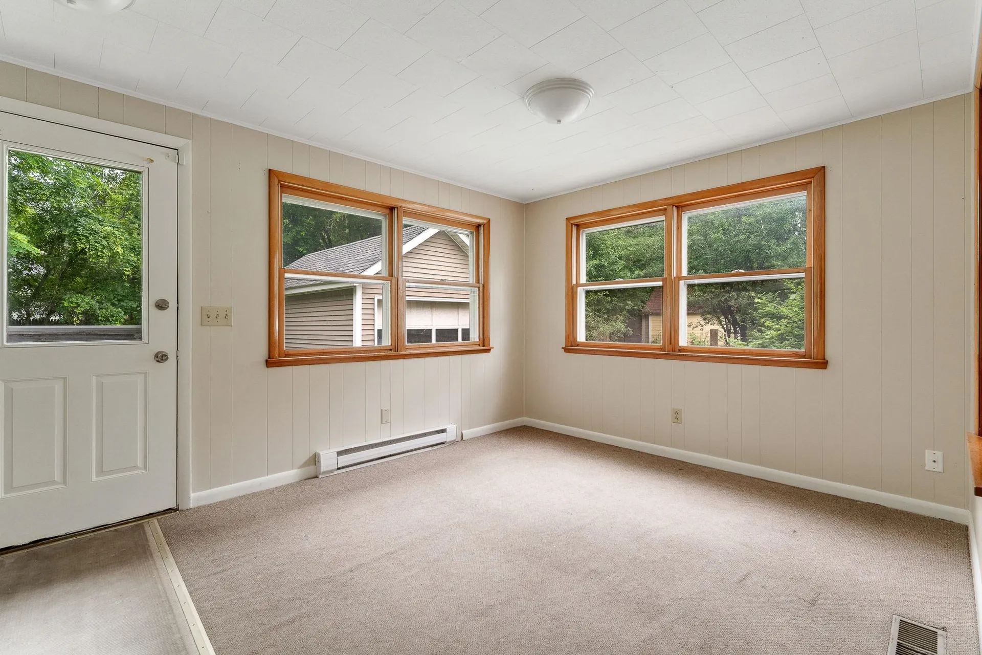 39 Latham Court Burlington VT 05401