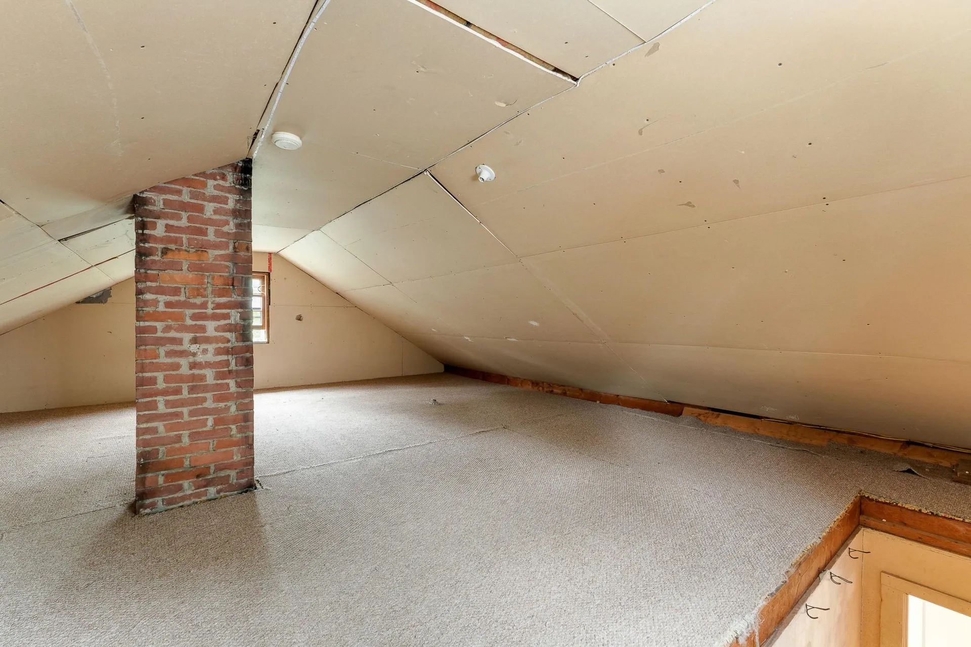 39 Latham Court Burlington VT 05401