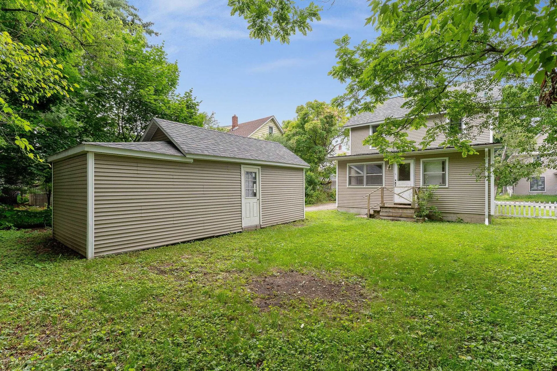 39 Latham Court Burlington VT 05401