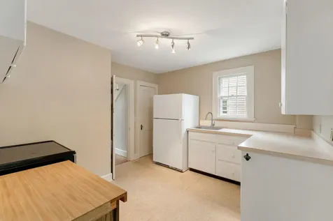 39 Latham Court Burlington VT 05401
