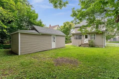 39 Latham Court Burlington VT 05401
