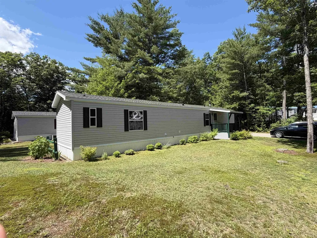 124 Goldfinch Lane Conway NH 03813