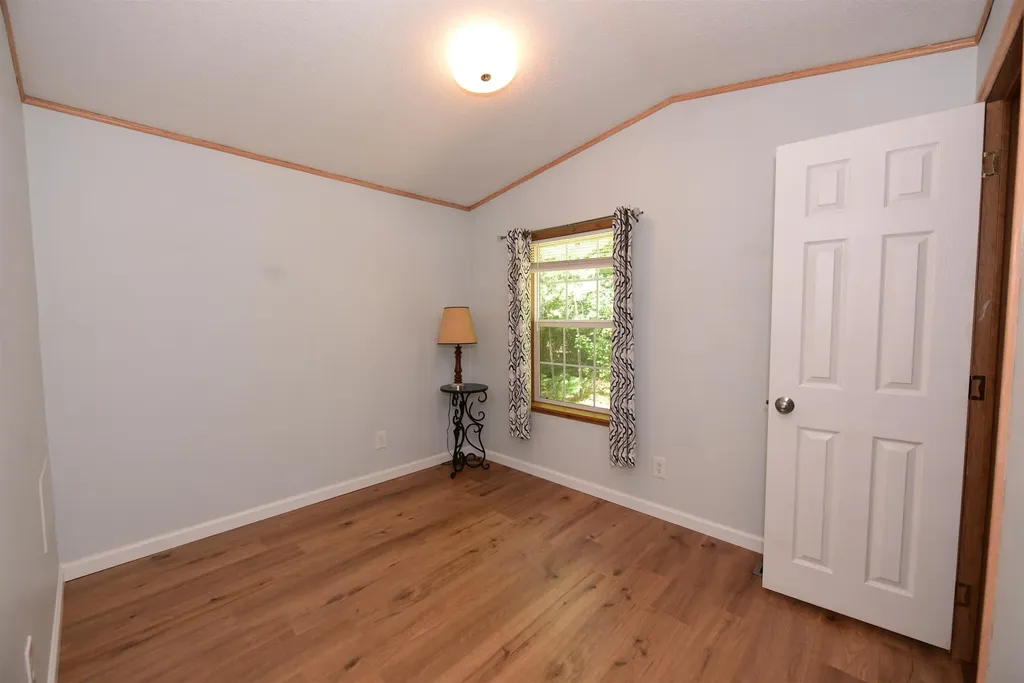 124 Goldfinch Lane Conway NH 03813