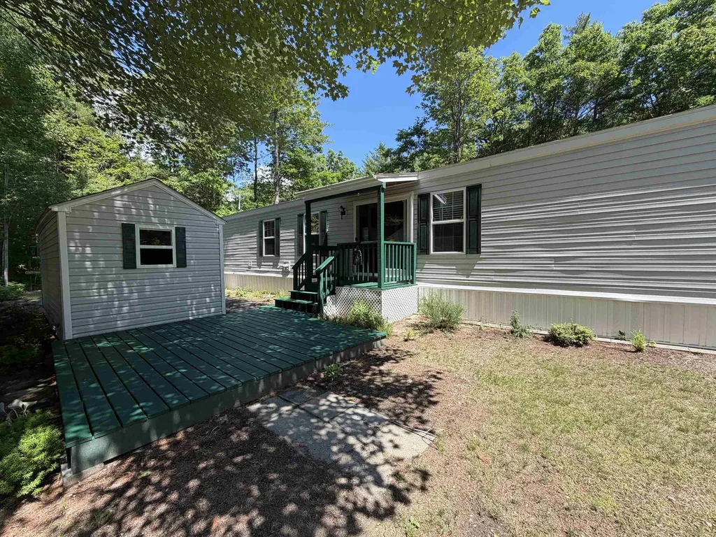 124 Goldfinch Lane Conway NH 03813