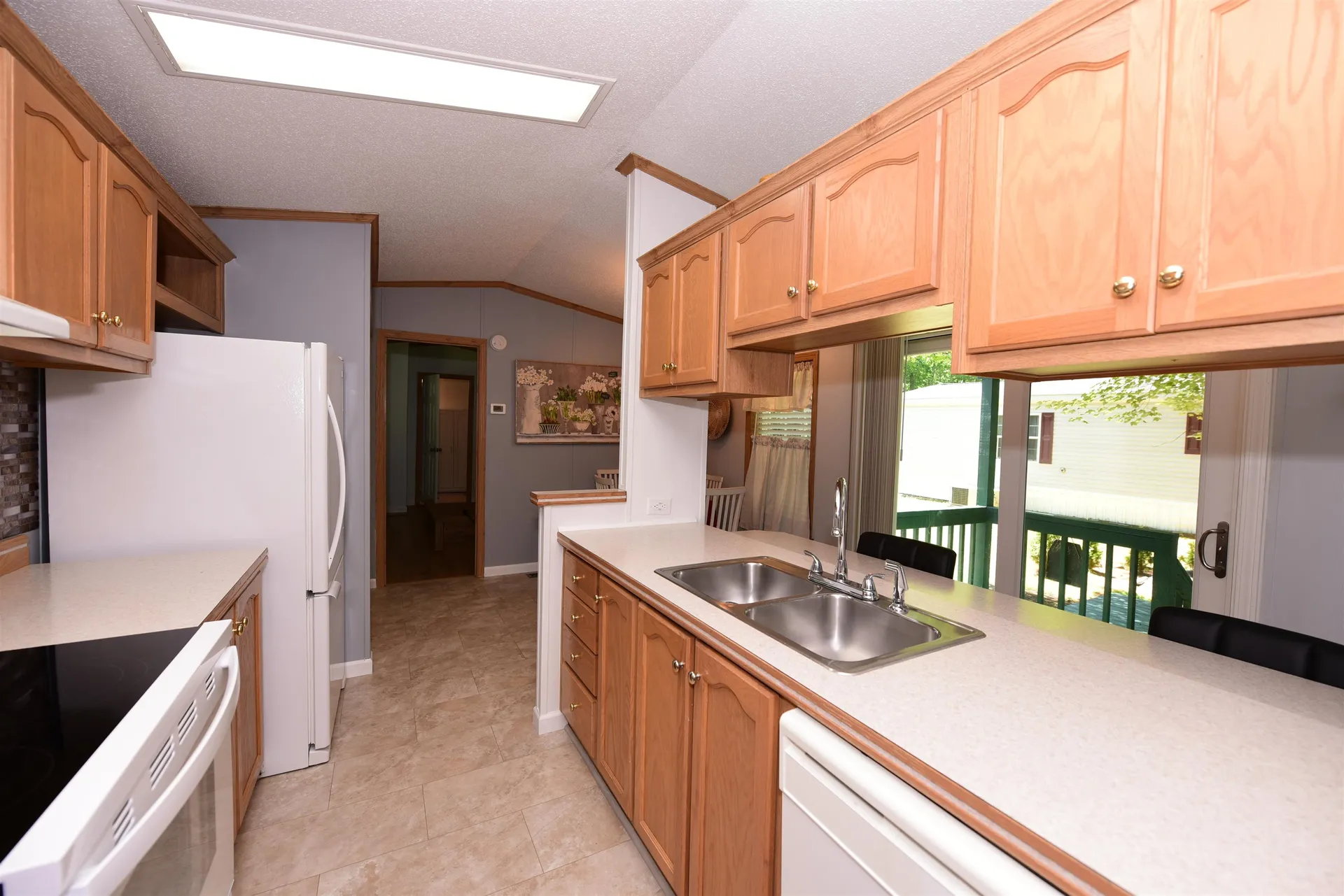 124 Goldfinch Lane Conway NH 03813
