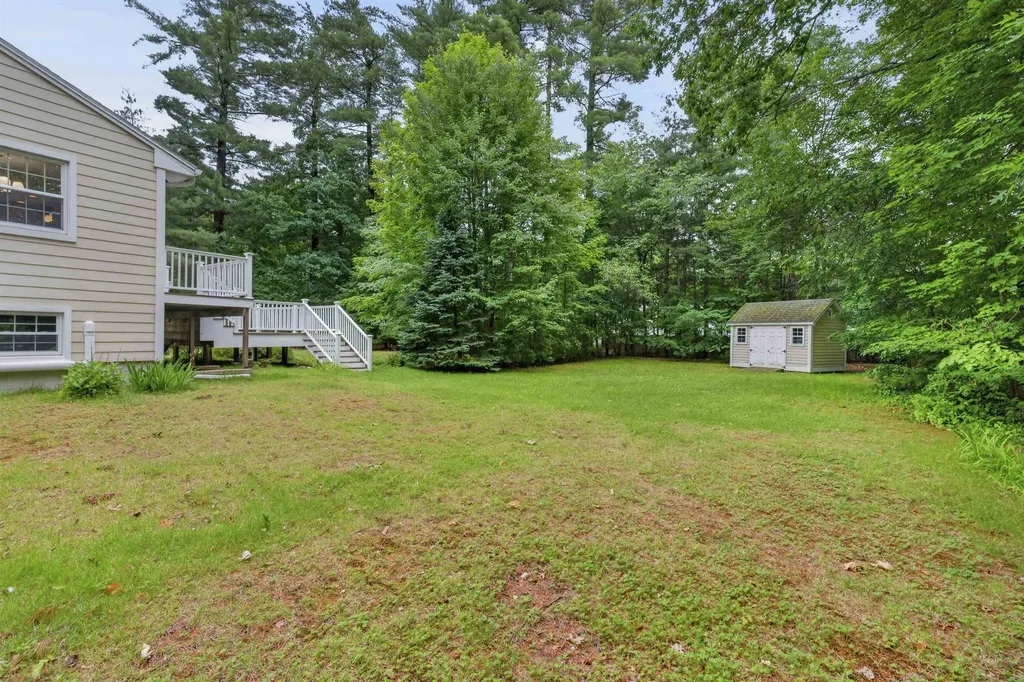 4 Rock Pond Road Windham NH 03087