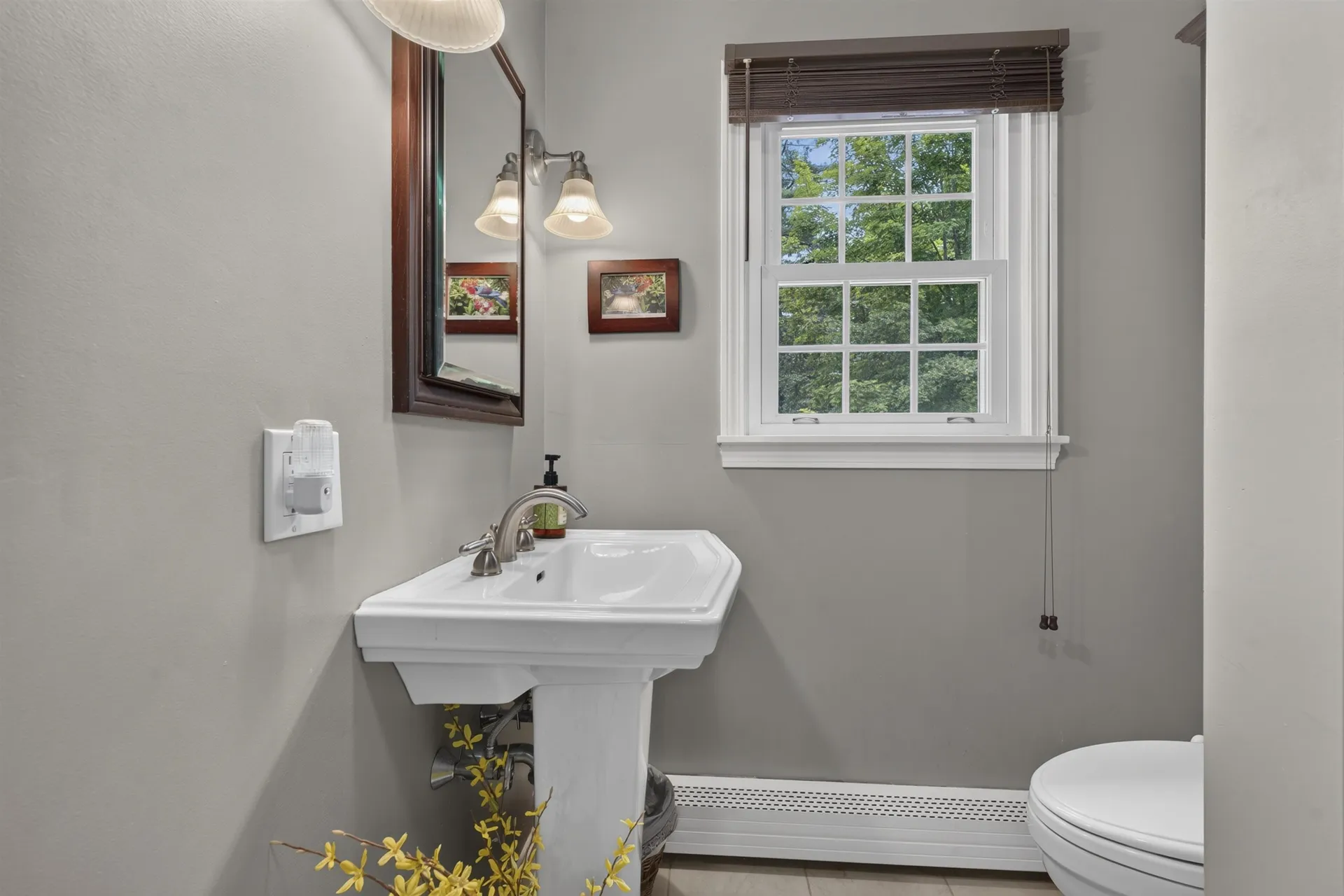 4 Rock Pond Road Windham NH 03087