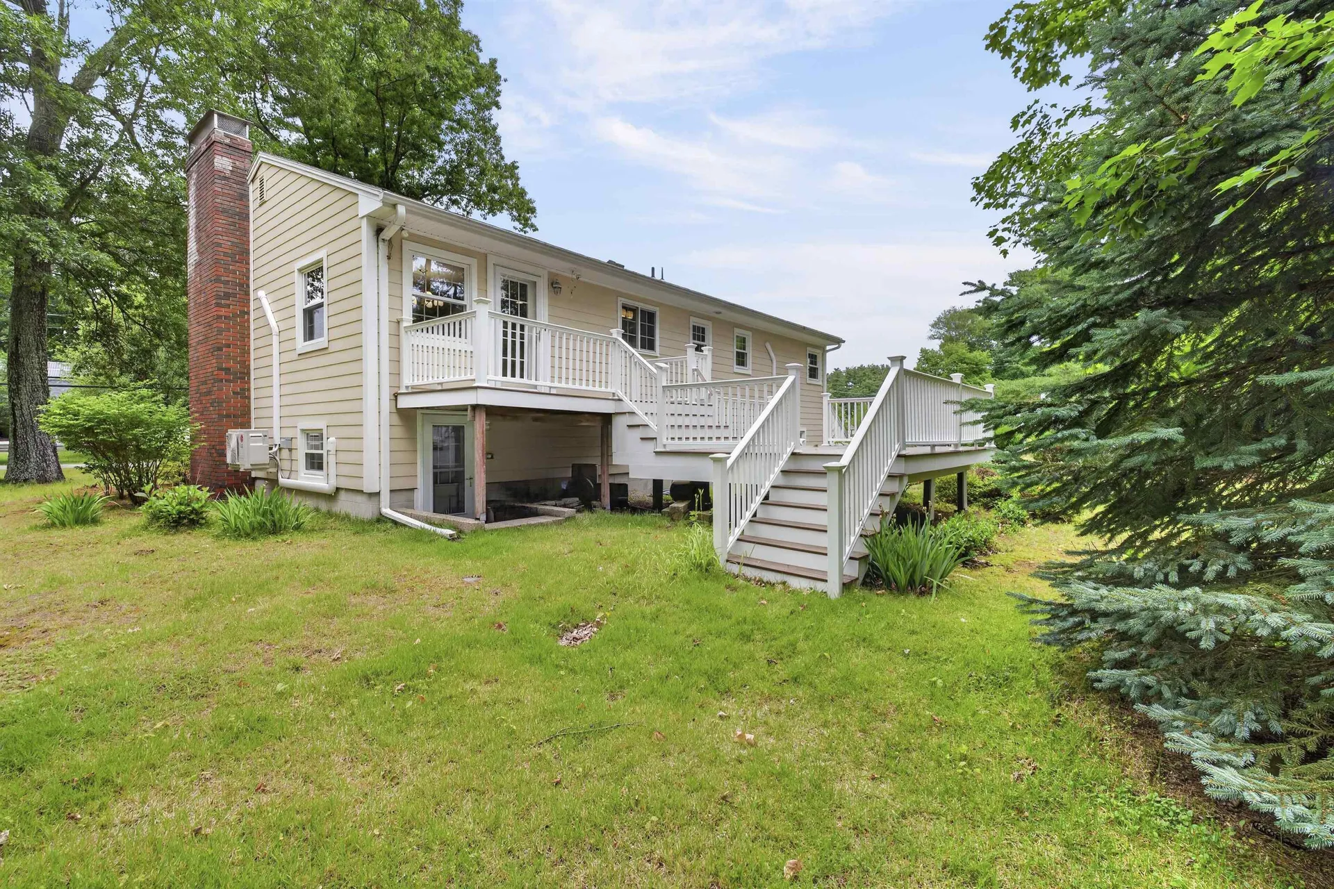 4 Rock Pond Road Windham NH 03087