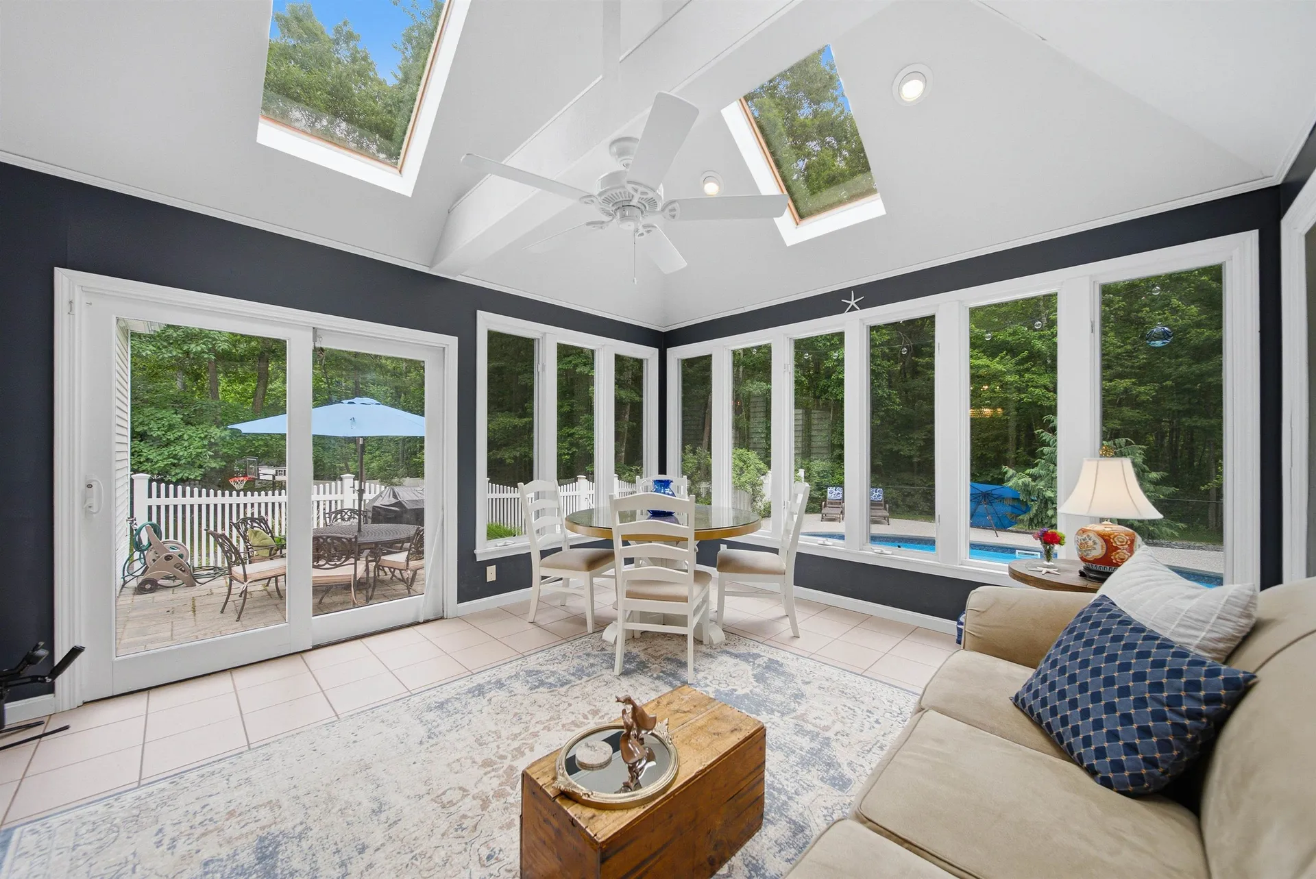 22 Hazelnut Lane Londonderry NH 03053