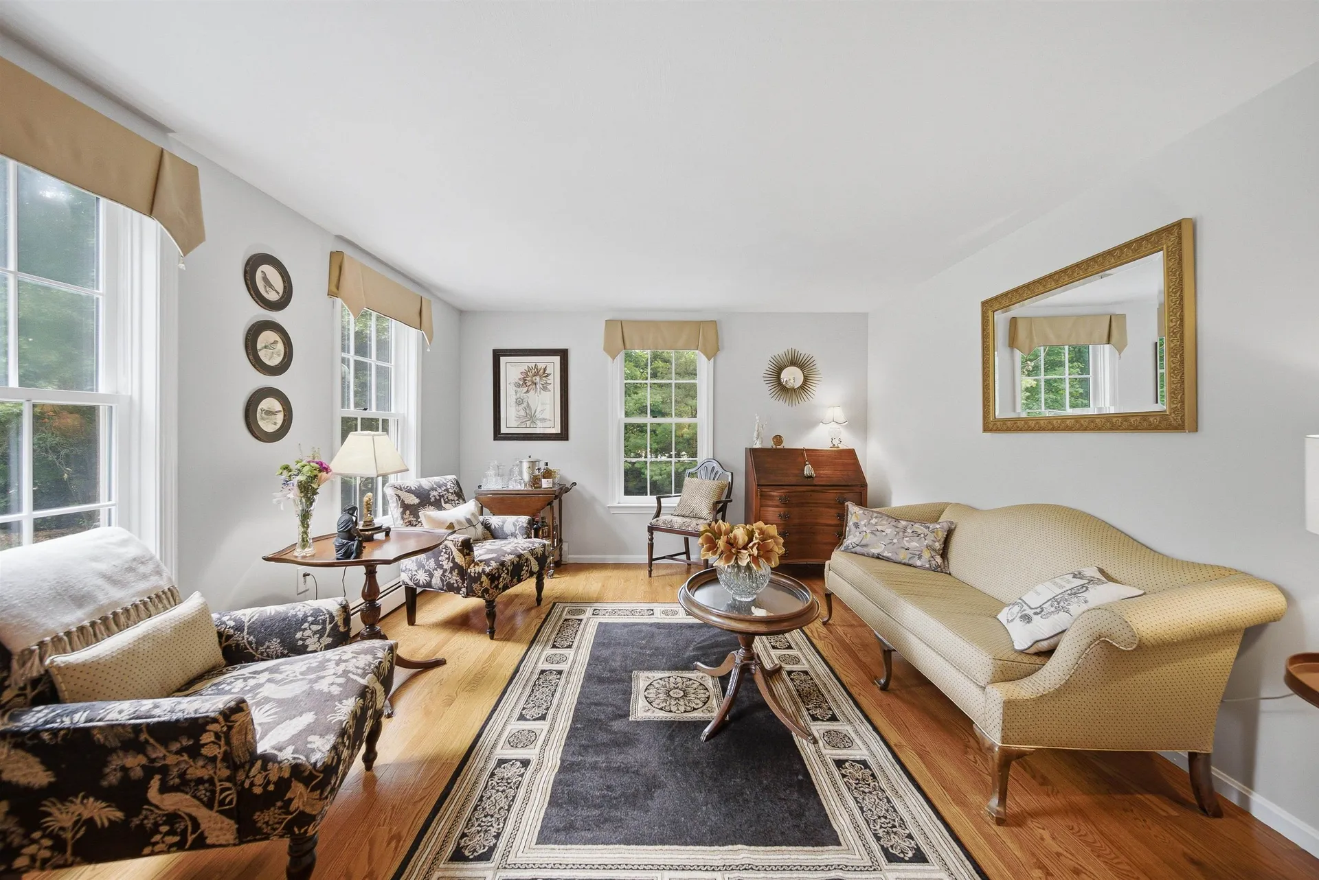 22 Hazelnut Lane Londonderry NH 03053