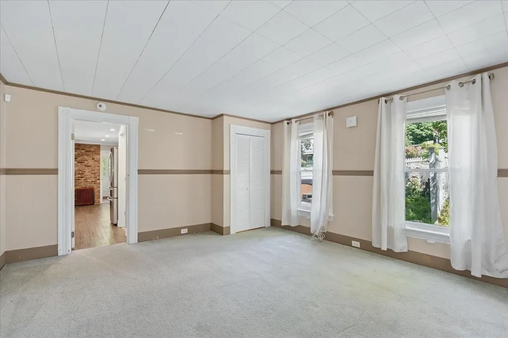 564 River Road Manchester NH 03104