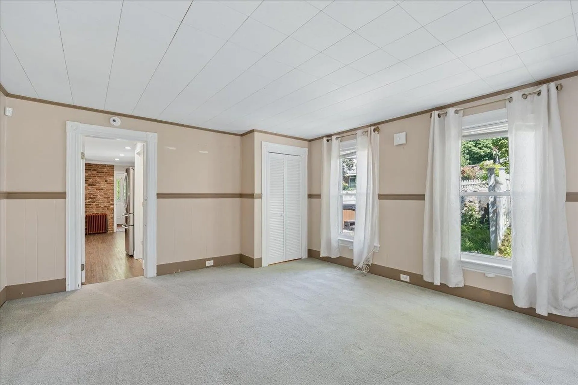 564 River Road Manchester NH 03104