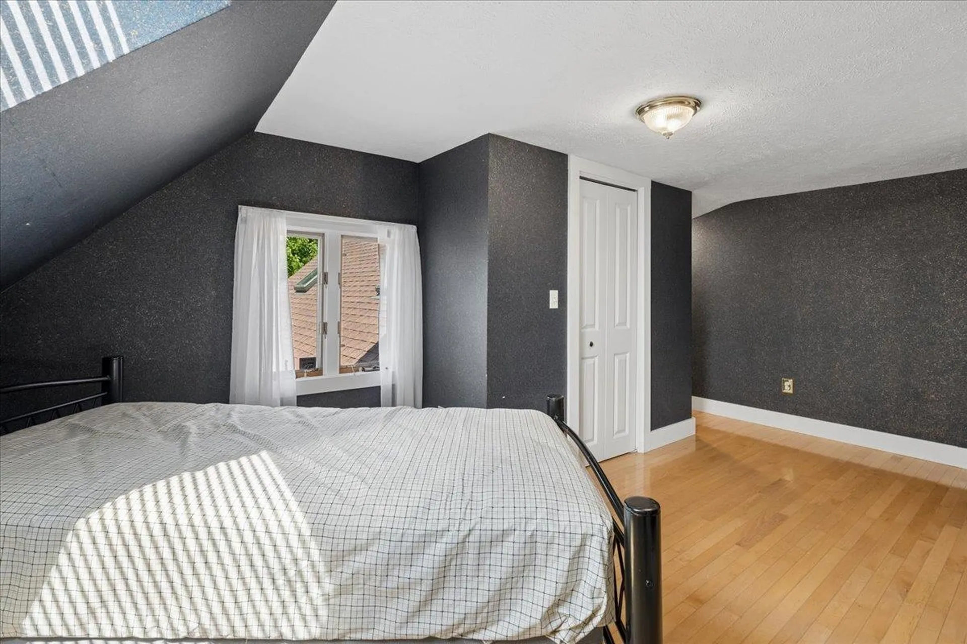 564 River Road Manchester NH 03104