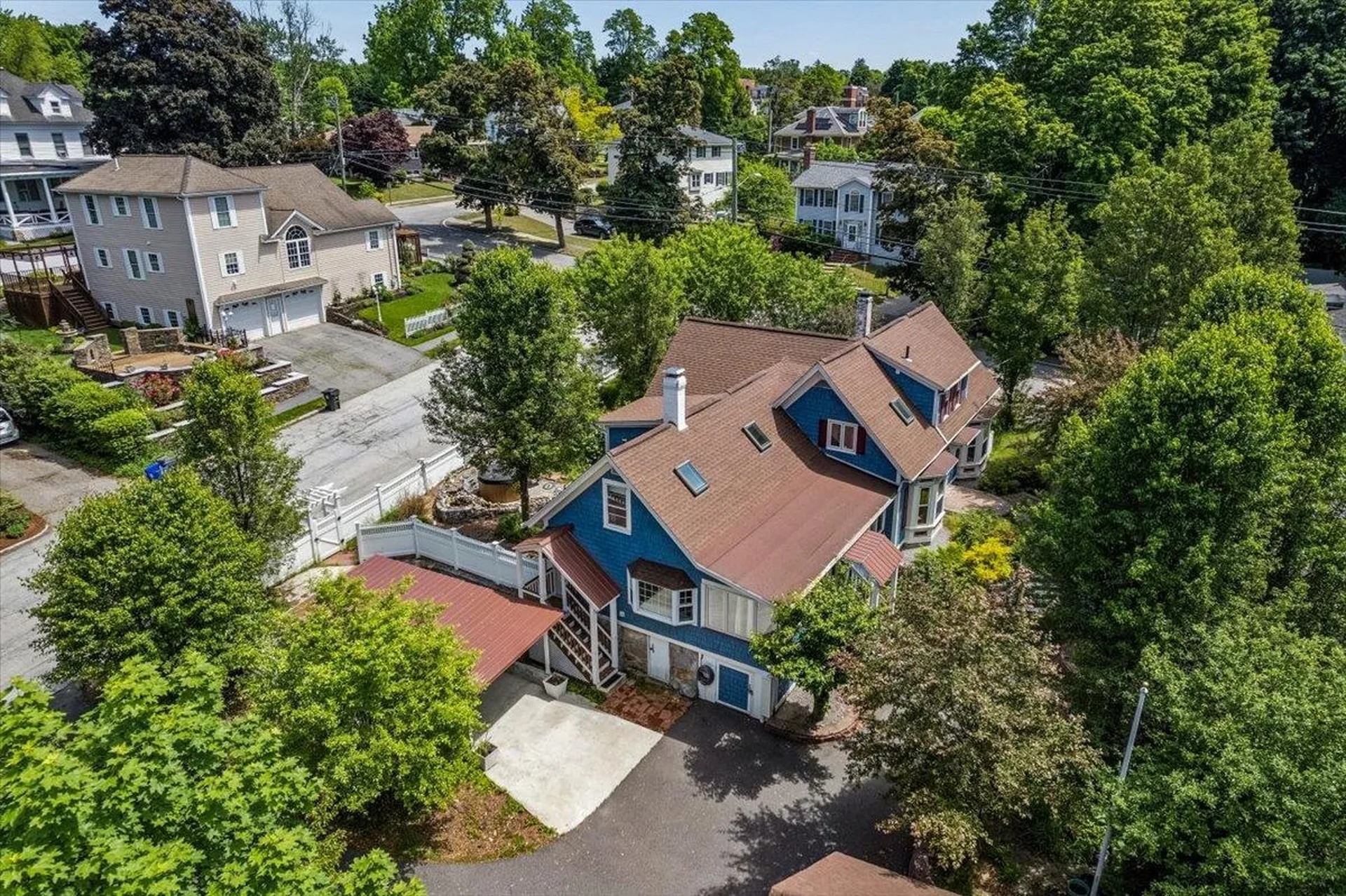 564 River Road Manchester NH 03104