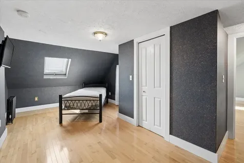564 River Road Manchester NH 03104