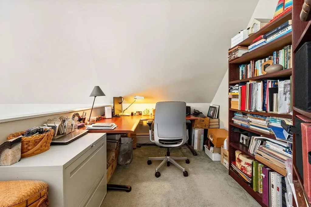 28 Chase Street Sunapee NH 03782
