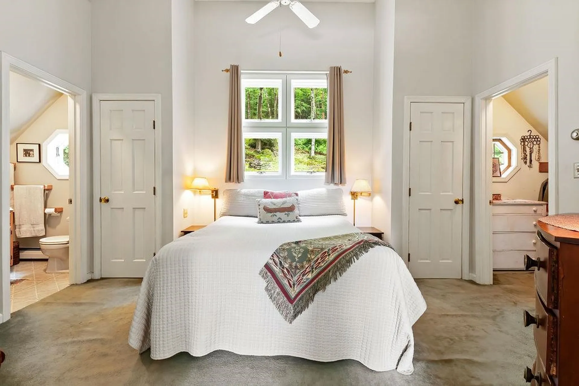 28 Chase Street Sunapee NH 03782