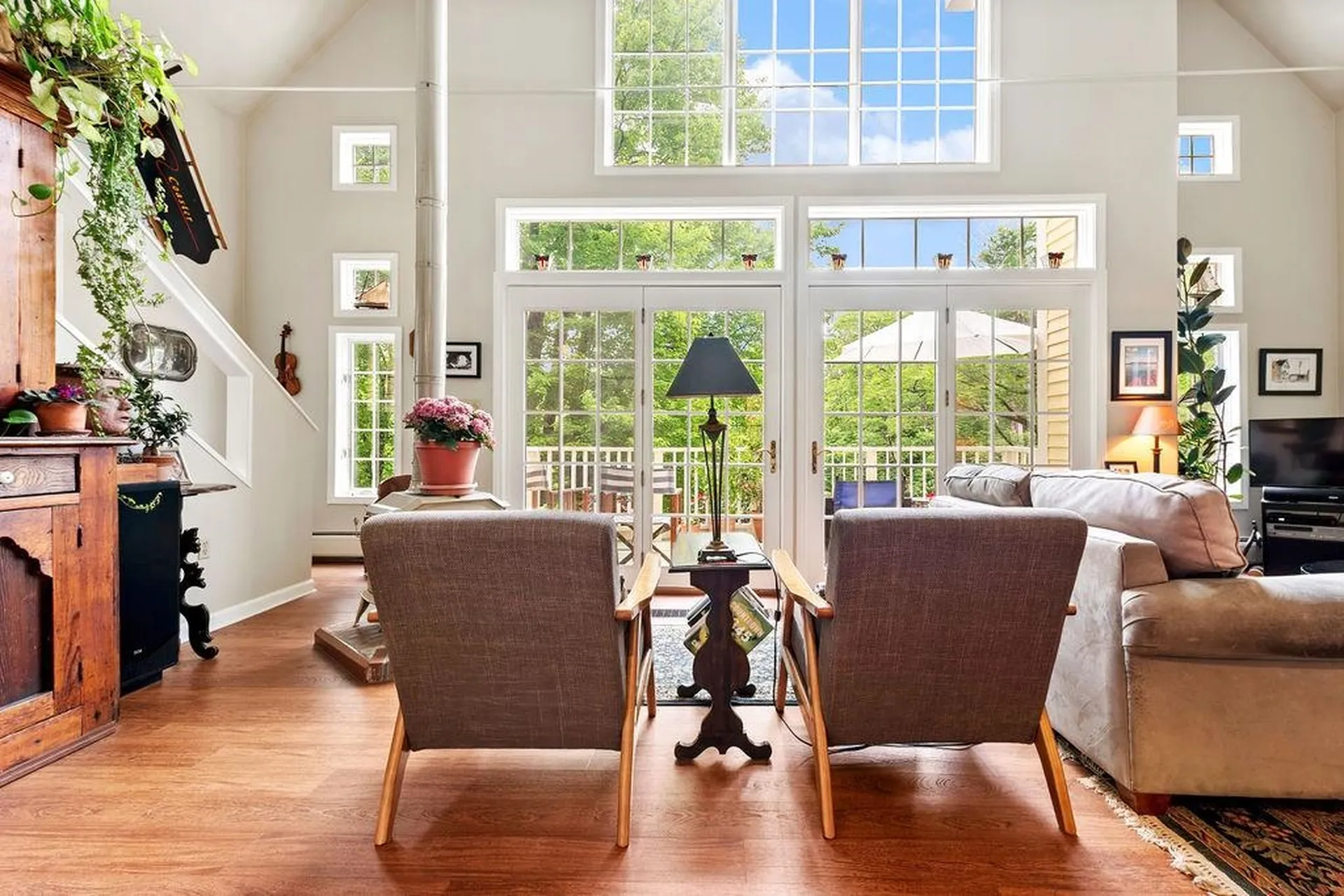 28 Chase Street Sunapee NH 03782