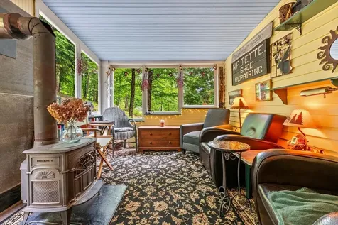 28 Chase Street Sunapee NH 03782