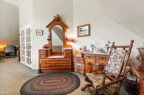 28 Chase Street Sunapee NH 03782