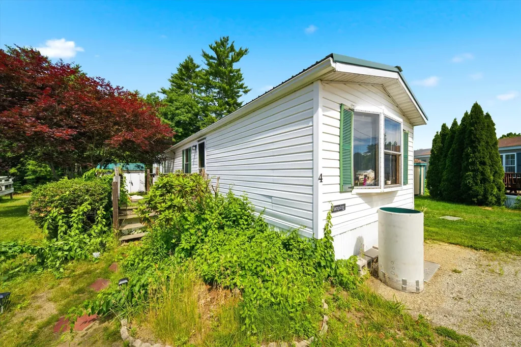 4 Balsam Lane Lee NH 03861