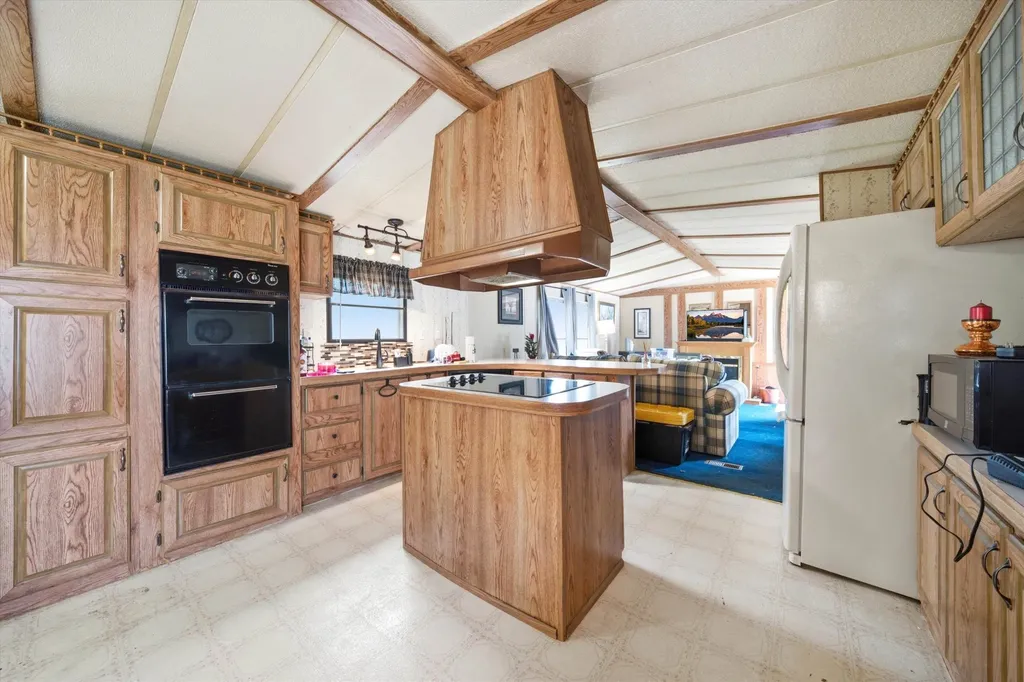 4 Balsam Lane Lee NH 03861